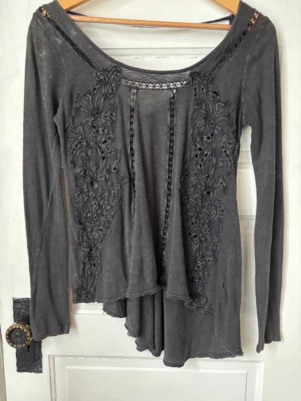 FREE PEOPLE LONG SLEEVE TOP